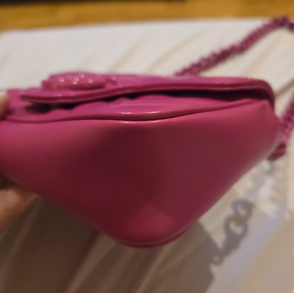 Gucci Fuchsia Mini Belt Bag with Chain - Picture 4 of 12